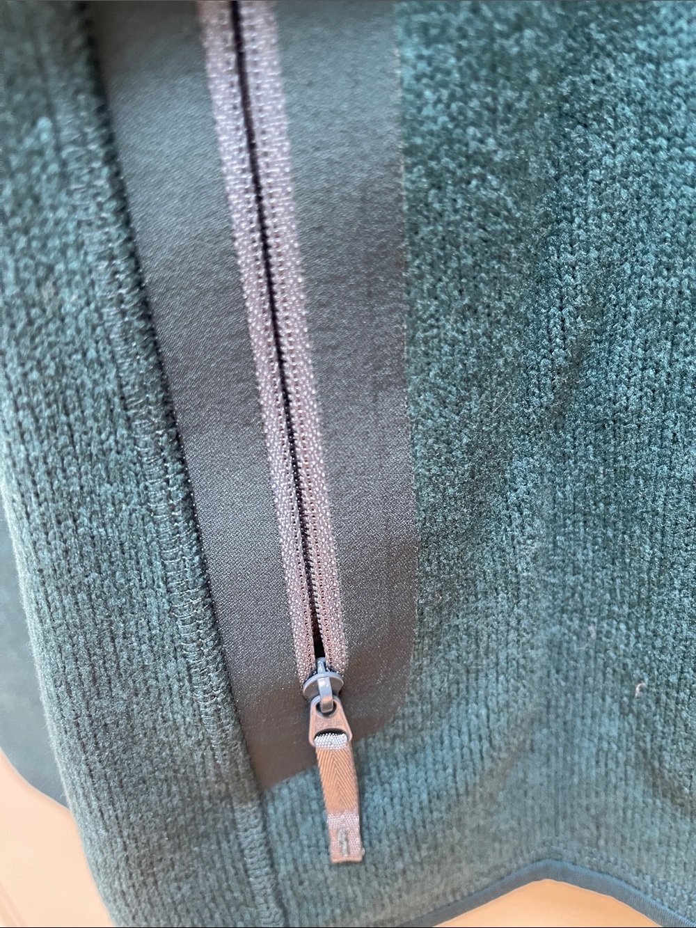 Arc'teryx Teal Hooded   Jacket
Authentic - Picture 3 of 9